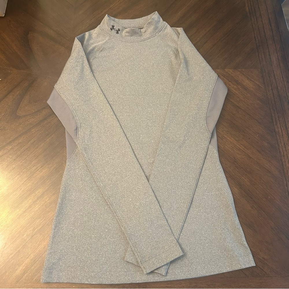 Under Armour Womens Neck T-Shirt, Charcoal Light Heather Black, X-Small New - Picture 7 of 9